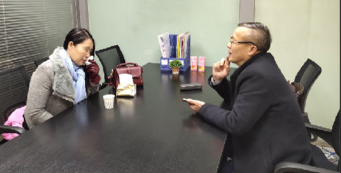 长沙婚外情调查 ：男人这5个动作，暗示她在等你主动出击！